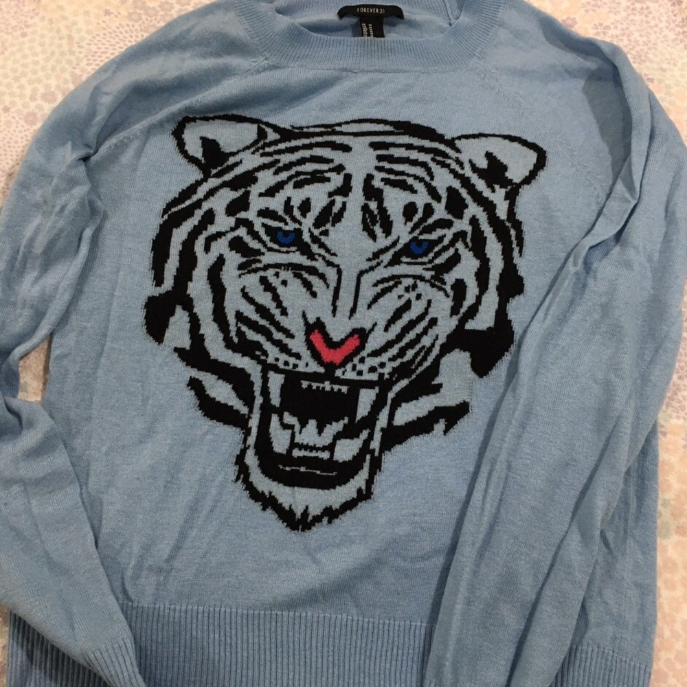 Long sleeve knitted sweater